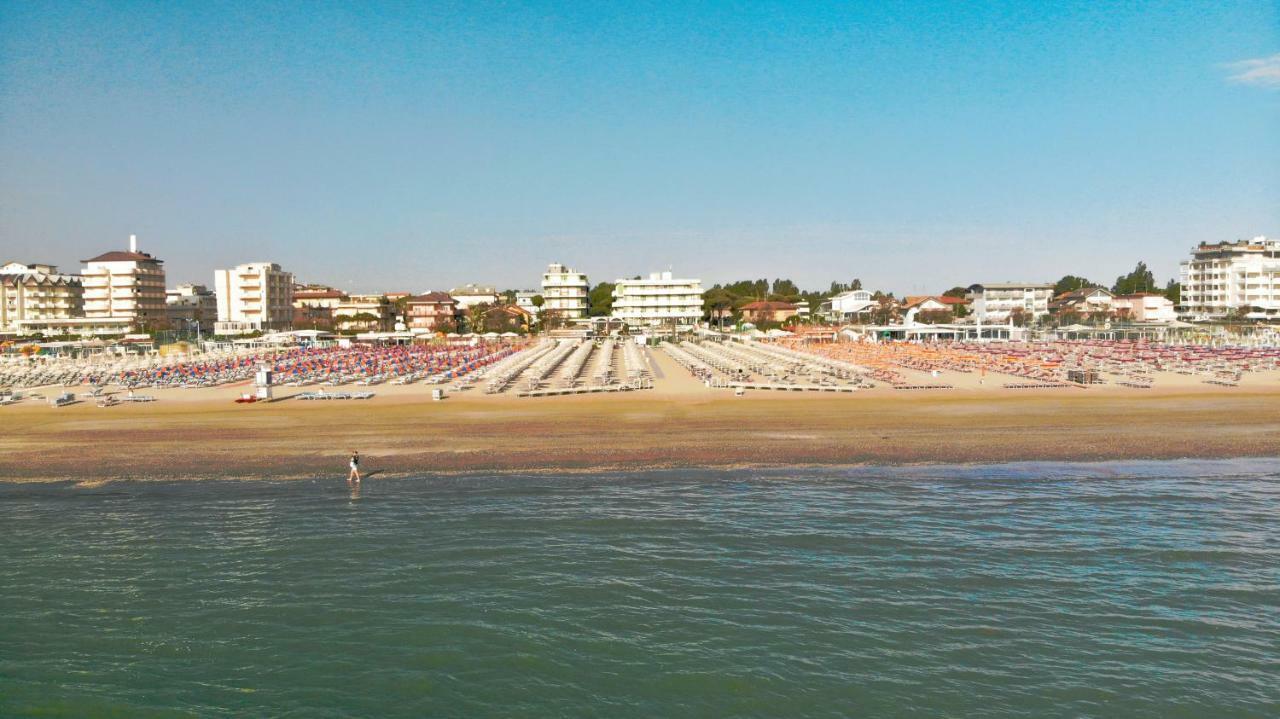 Hotel Gambrinus Cervia Exterior photo